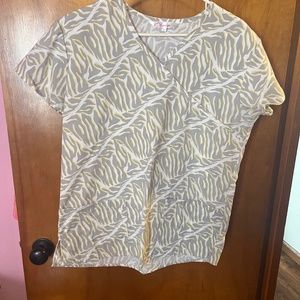 Small Printed Scrub Top